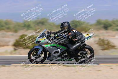 media/Oct-01-2023-SoCal Trackdays (Sun) [[4c570cc352]]/Turn 15 Inside (140pm)/